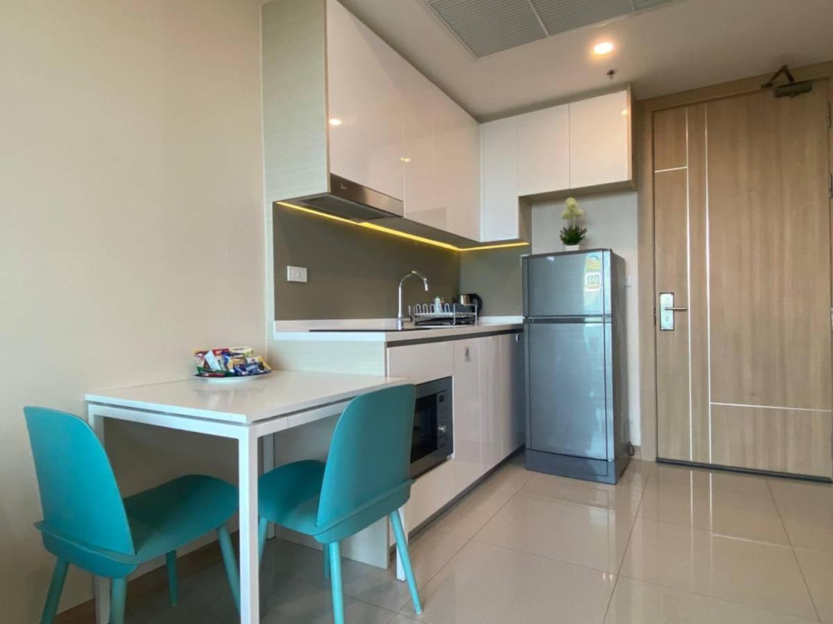 Riviera Jomtien Beach By Monthstayz Room photo